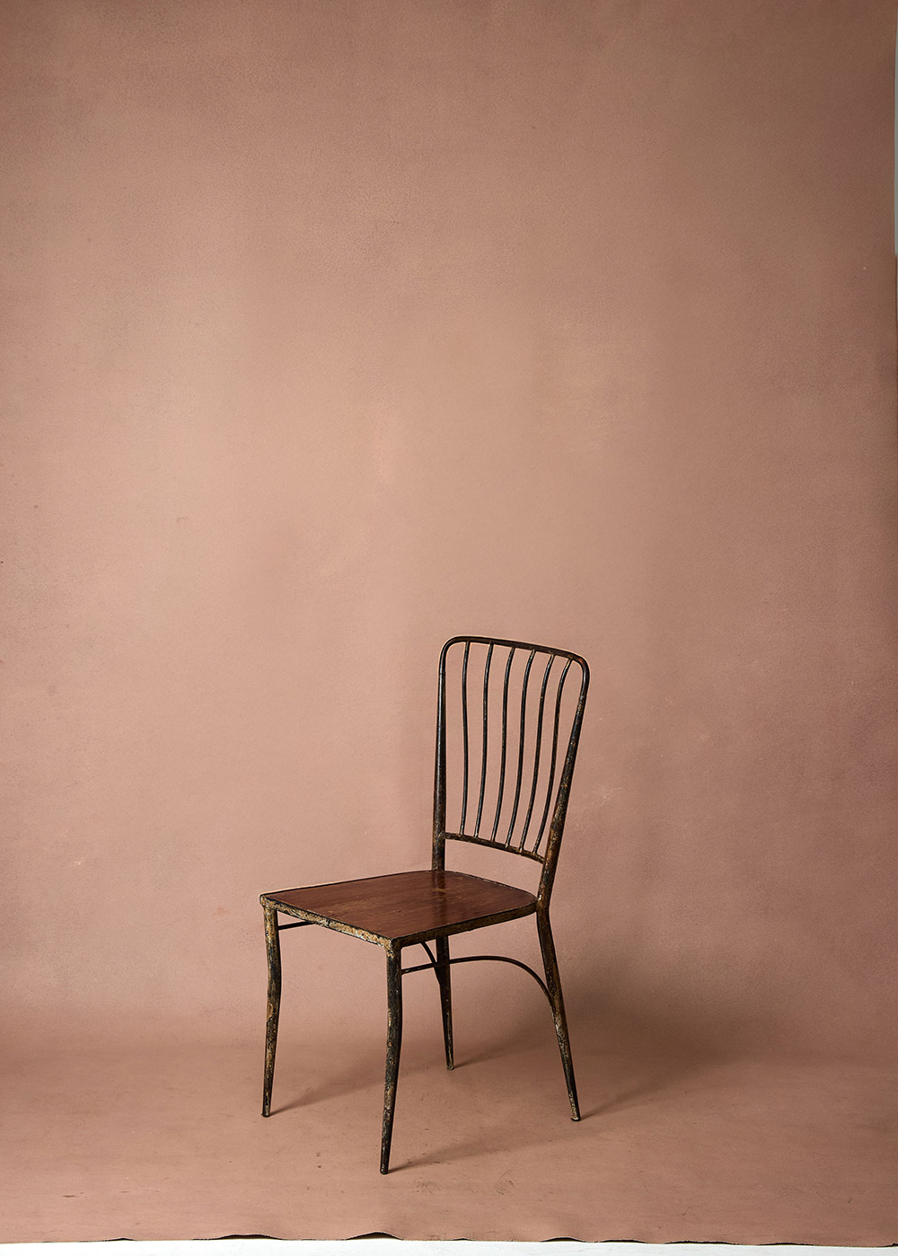 холщовый фактурный нюдовый фон в студии