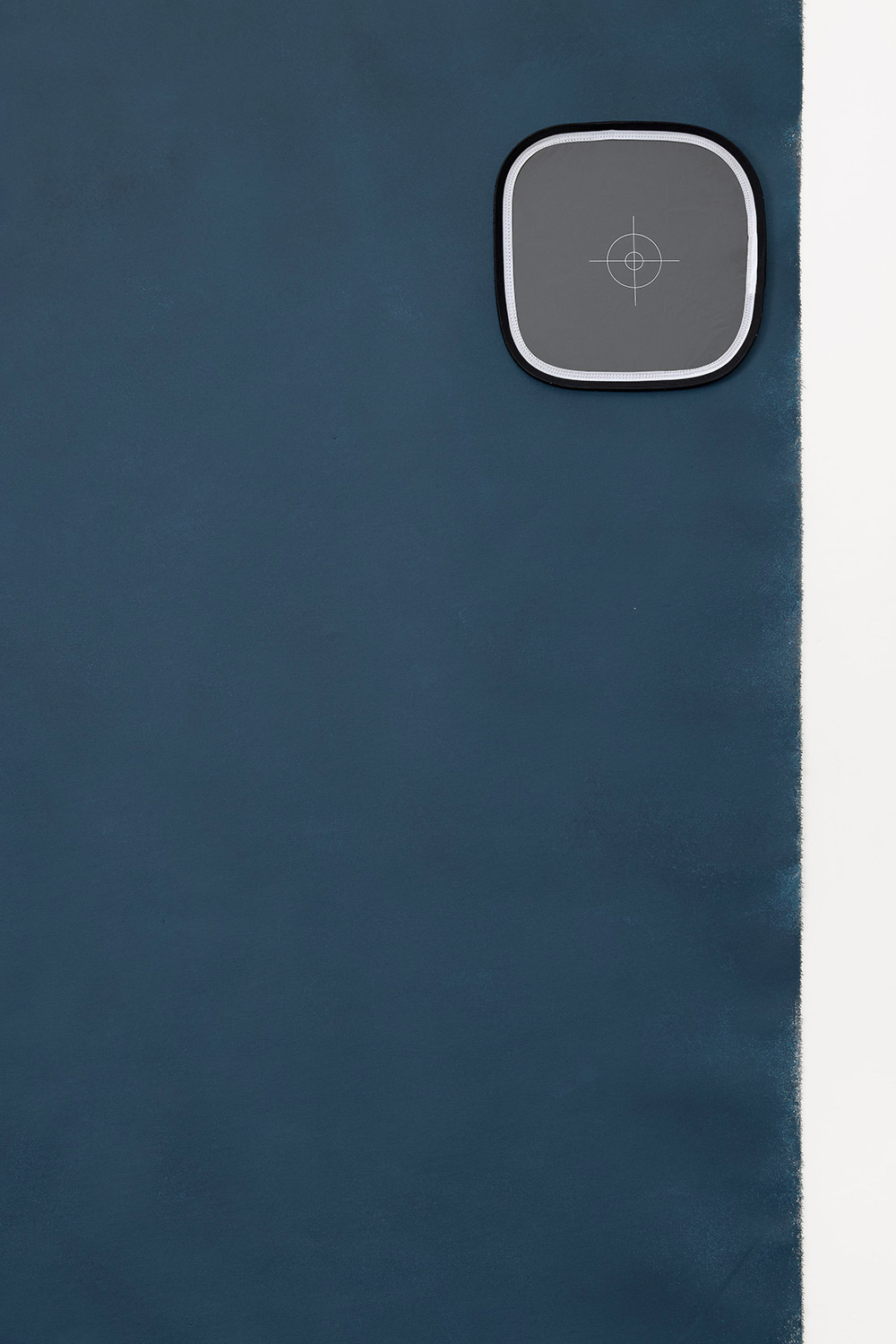 глубокий синий фактурный холщовый фон