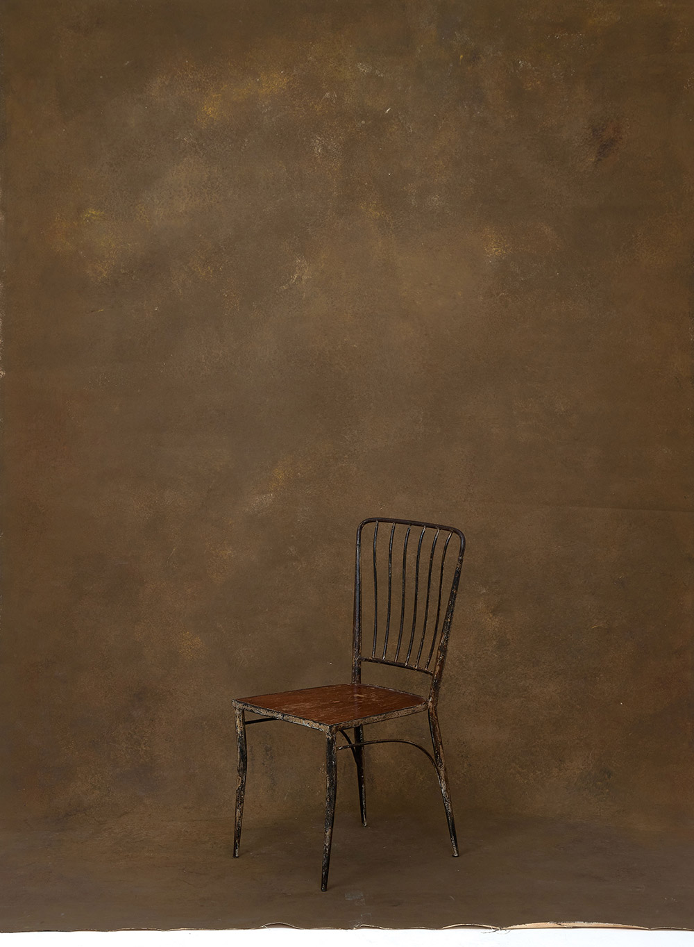 холщовый коричневый фактурный фон в студии